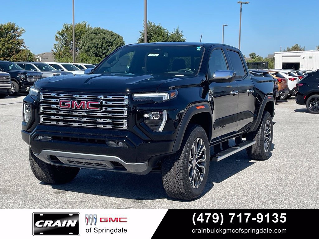 New 2026 GMC Canyon Denali w/ LPO, Black Badging Package AWD/4WD image 3