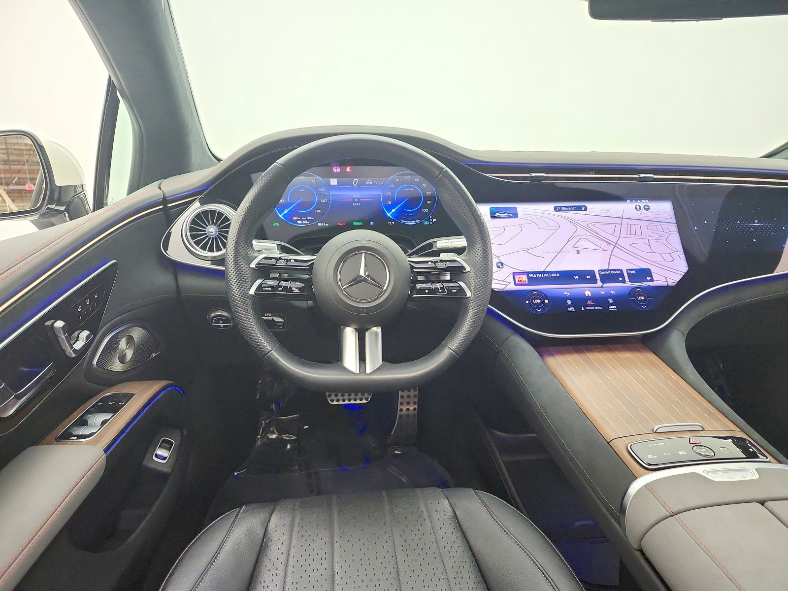 Certified 2023 Mercedes-Benz EQS 580 4MATIC Sedan image 24