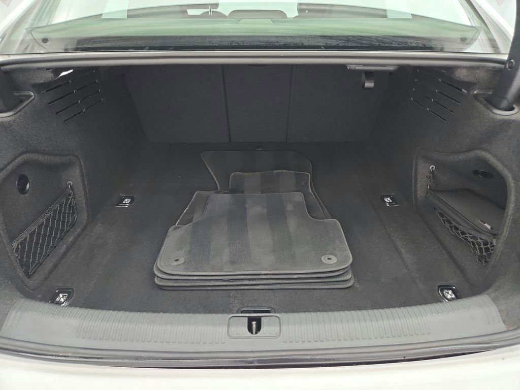 Used 2018 Audi A4 2.0T Premium Plus w/ Premium Plus Package image 32
