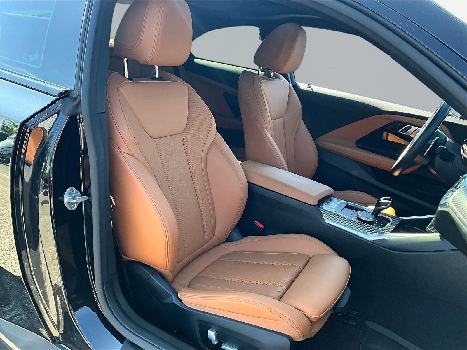 Used 2022 BMW 230i Coupe w/ Premium Package 2 RWD image 29