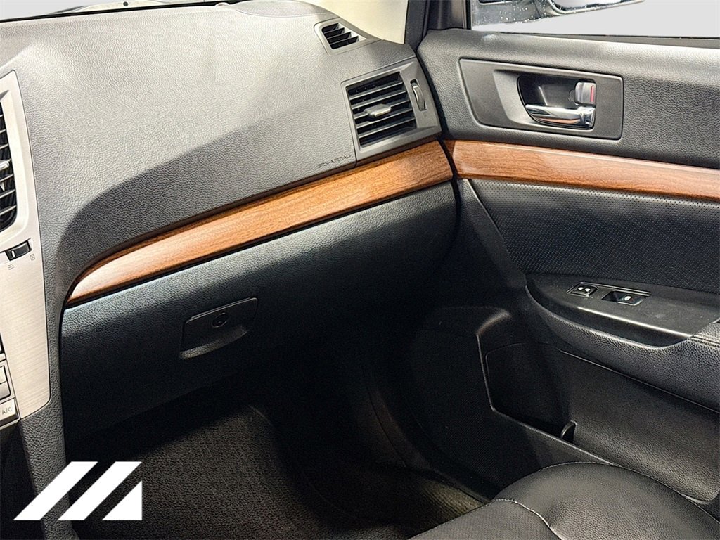 Used 2013 Subaru Outback 2.5i Limited image 25