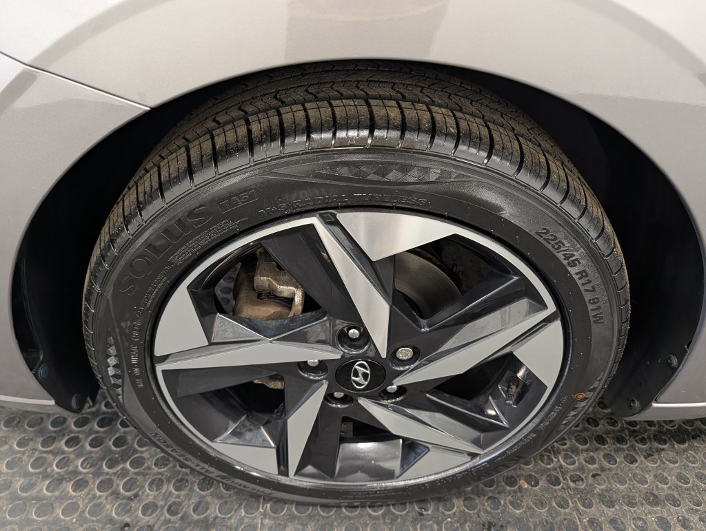 Certified 2023 Hyundai Elantra SEL w/ Convenience Package FWD image 7