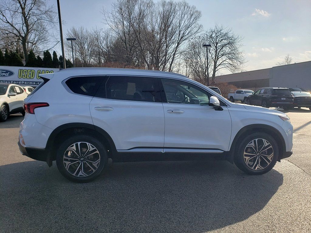 Used 2019 Hyundai Santa Fe AWD image 4