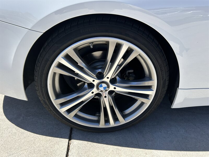 Used 2017 BMW 430i Convertible RWD image 10