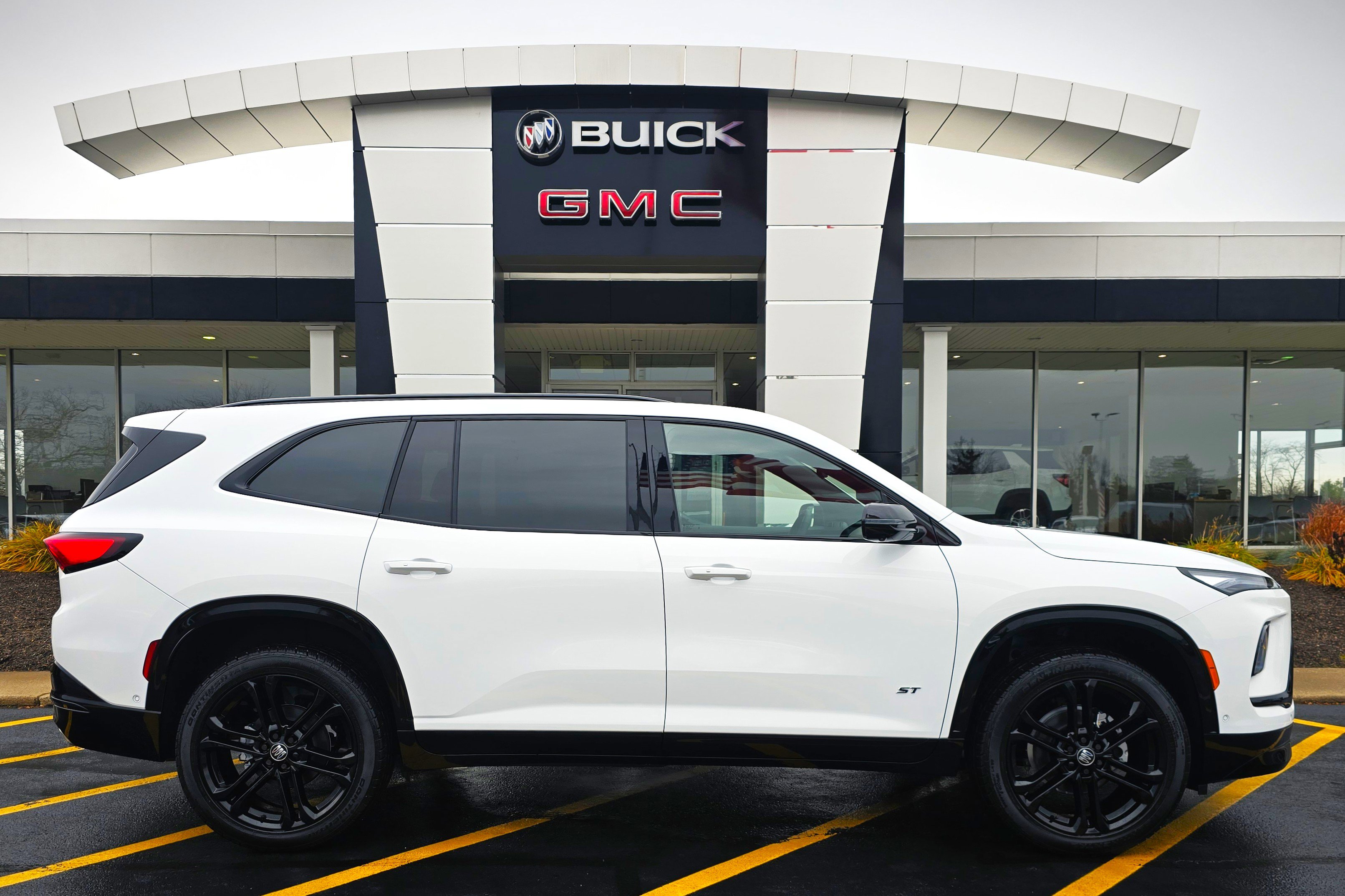 New 2026 Buick Enclave Sport Touring w/ Super Cruise Package image 11