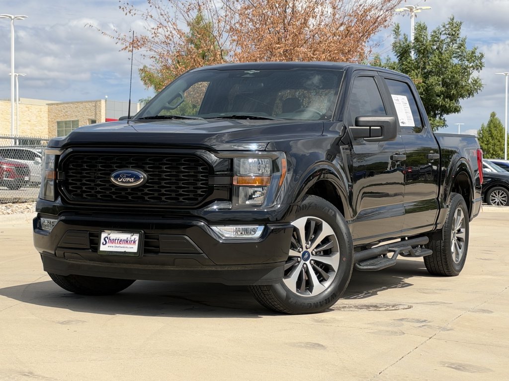 Used 2023 Ford F150 XL w/ STX Appearance Package RWD image 2