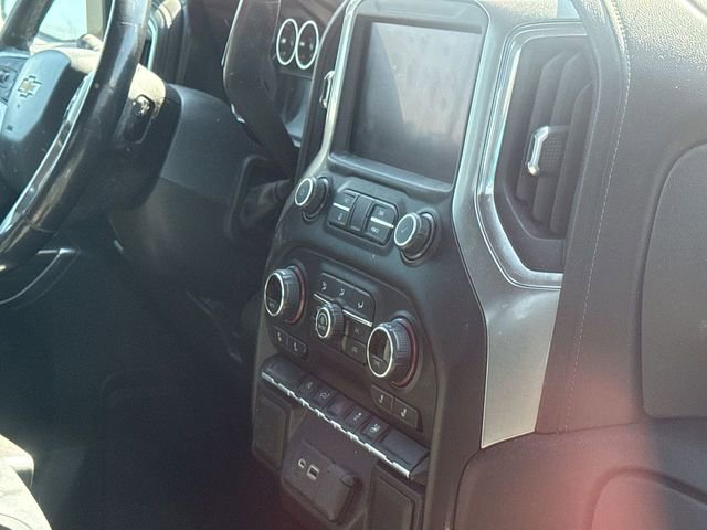 Used 2021 Chevrolet Silverado 1500 LT image 14