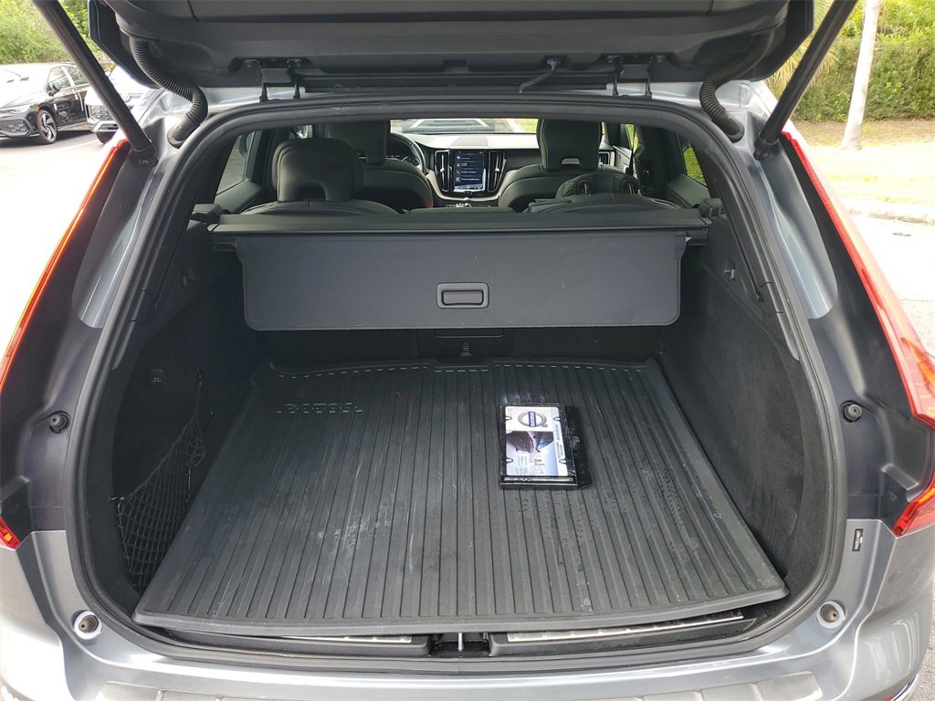 Used 2020 Volvo XC60 T6 Inscription image 8