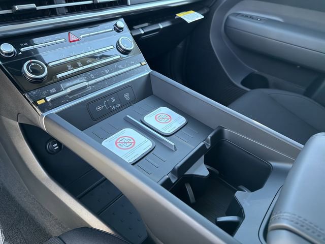 New 2026 Hyundai Santa Fe SE image 32