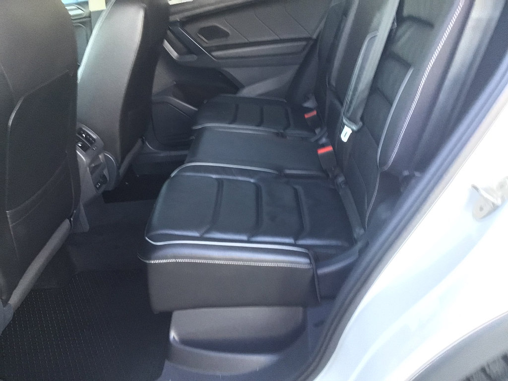 Used 2021 Volkswagen Tiguan SEL Premium R-Line image 14