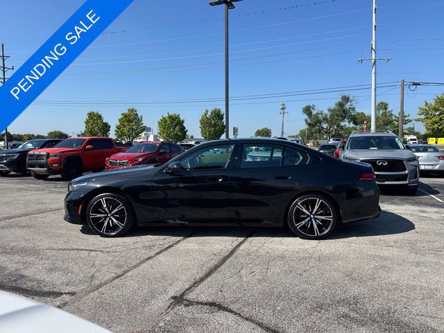 Certified 2024 BMW 530i xDrive w/ M Sport Package AWD/4WD image 4