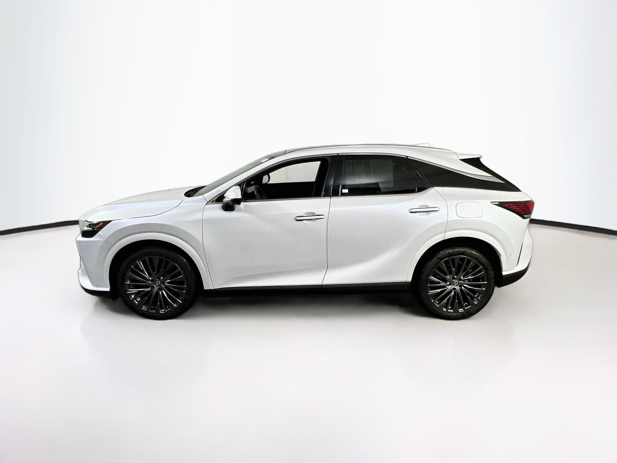 Used 2023 Lexus RX 350 AWD w/ Accessory Package image 8