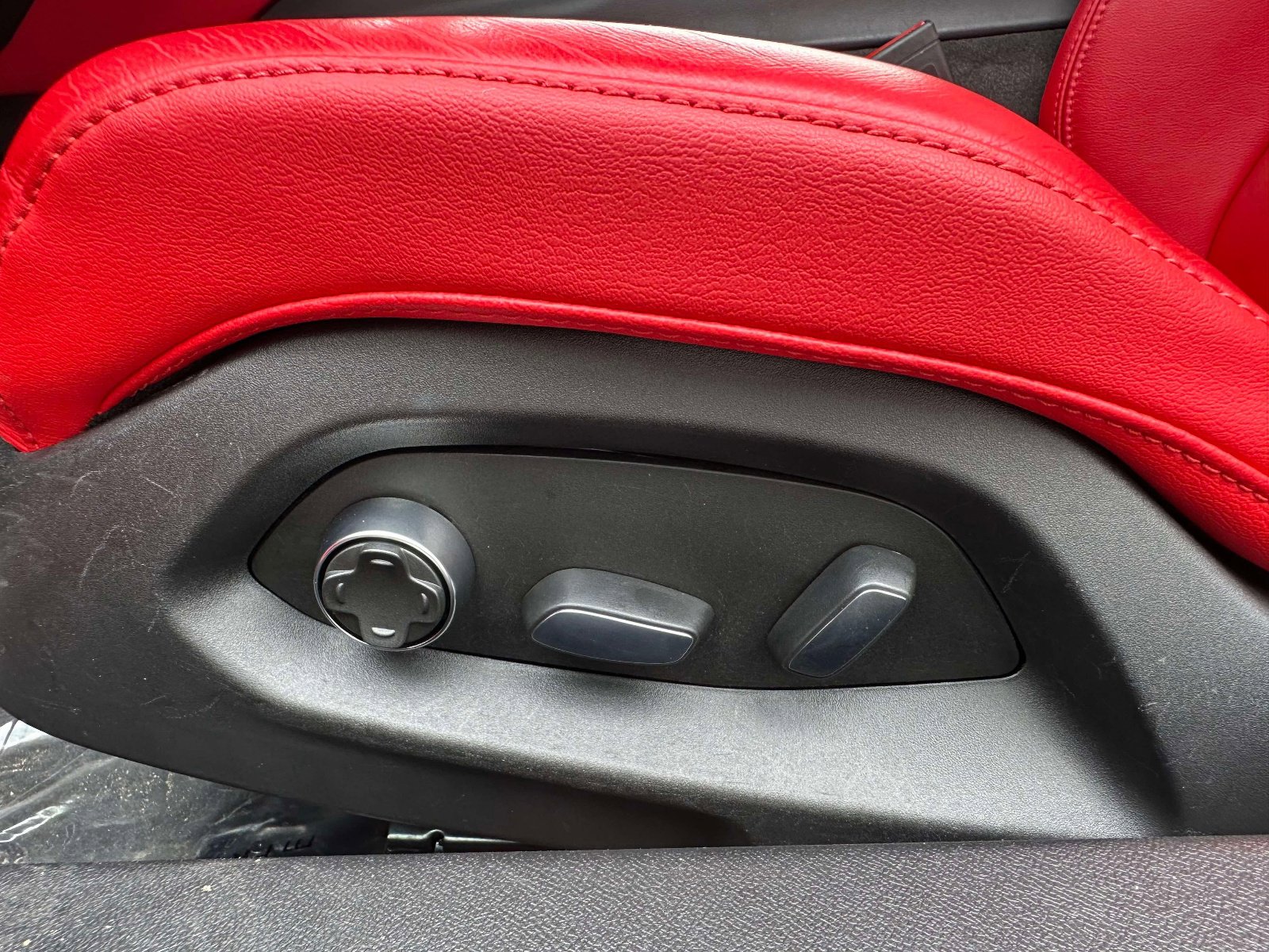 Used 2023 Chevrolet Corvette Stingray Preferred Conv w/ 2LT image 23