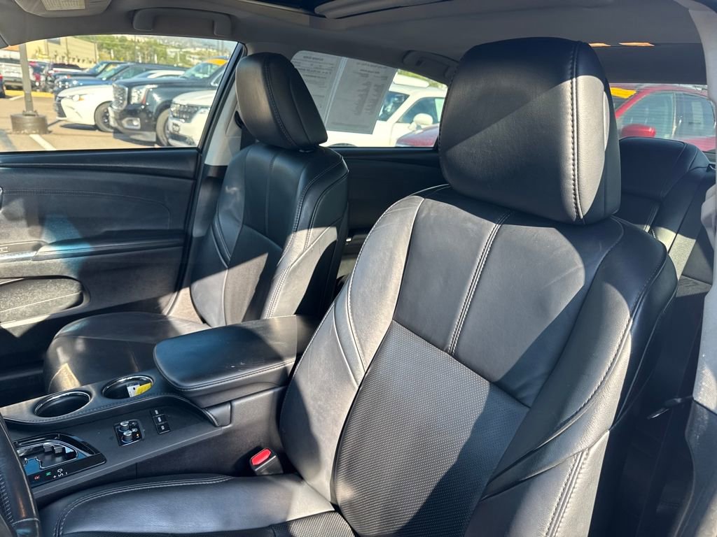 Used 2018 Toyota Avalon Limited w/ All Weather Liner Package image 20