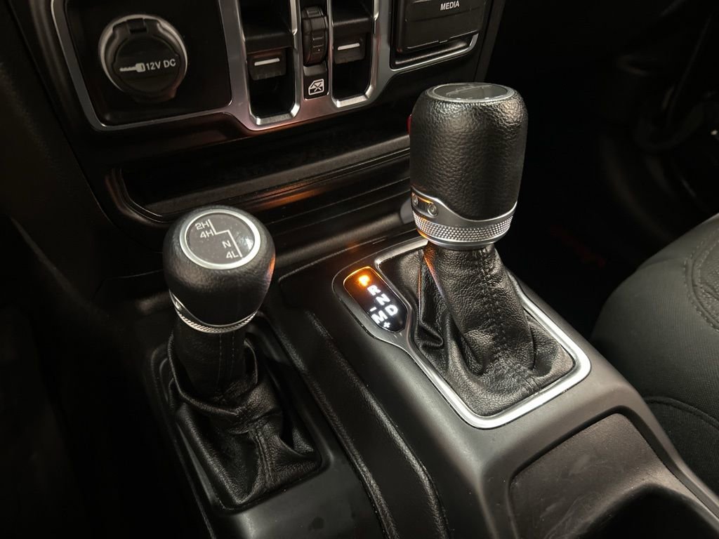 Used 2021 Jeep Gladiator Mojave AWD/4WD image 22