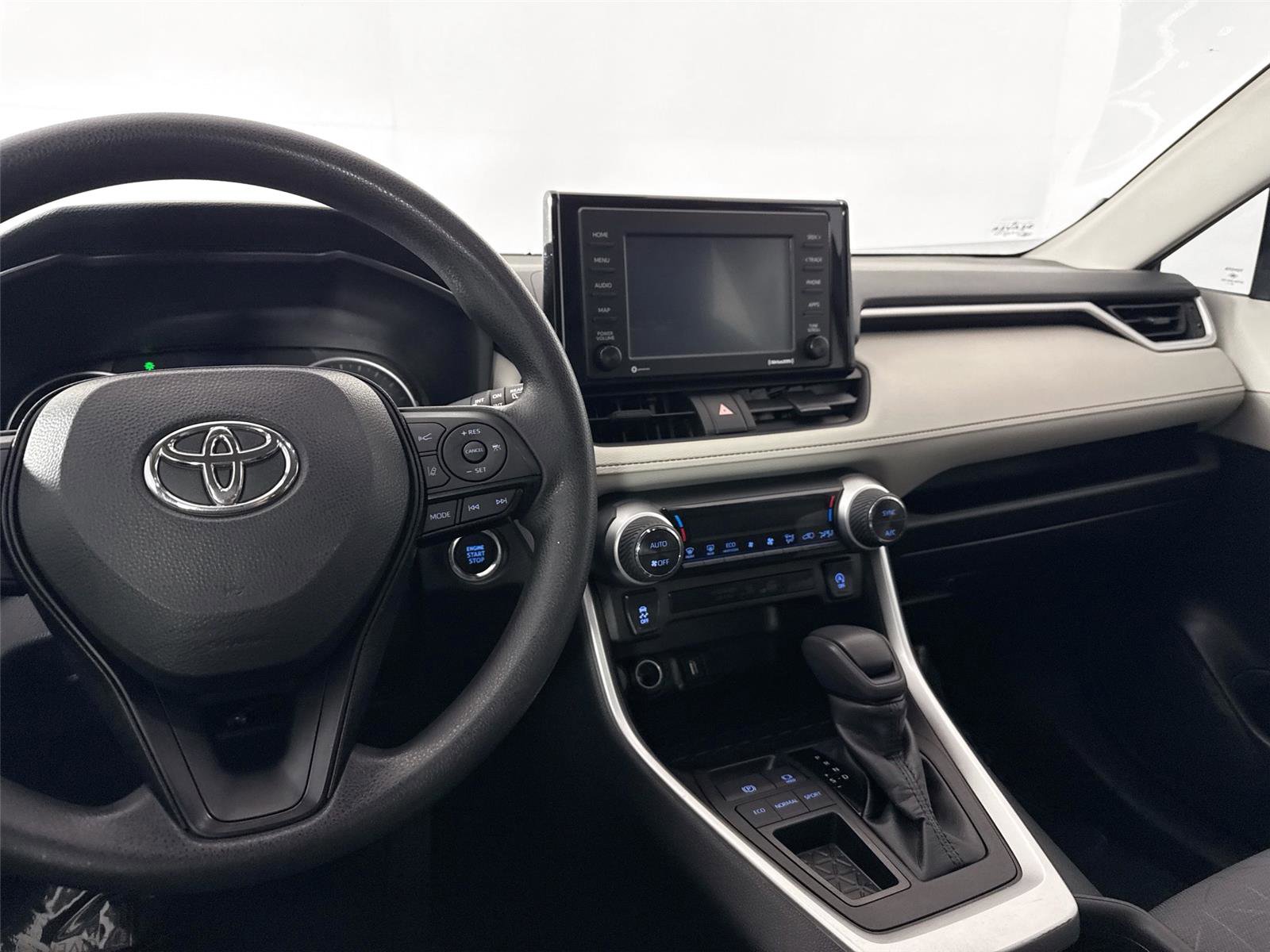 Certified 2022 Toyota RAV4 XLE image 31