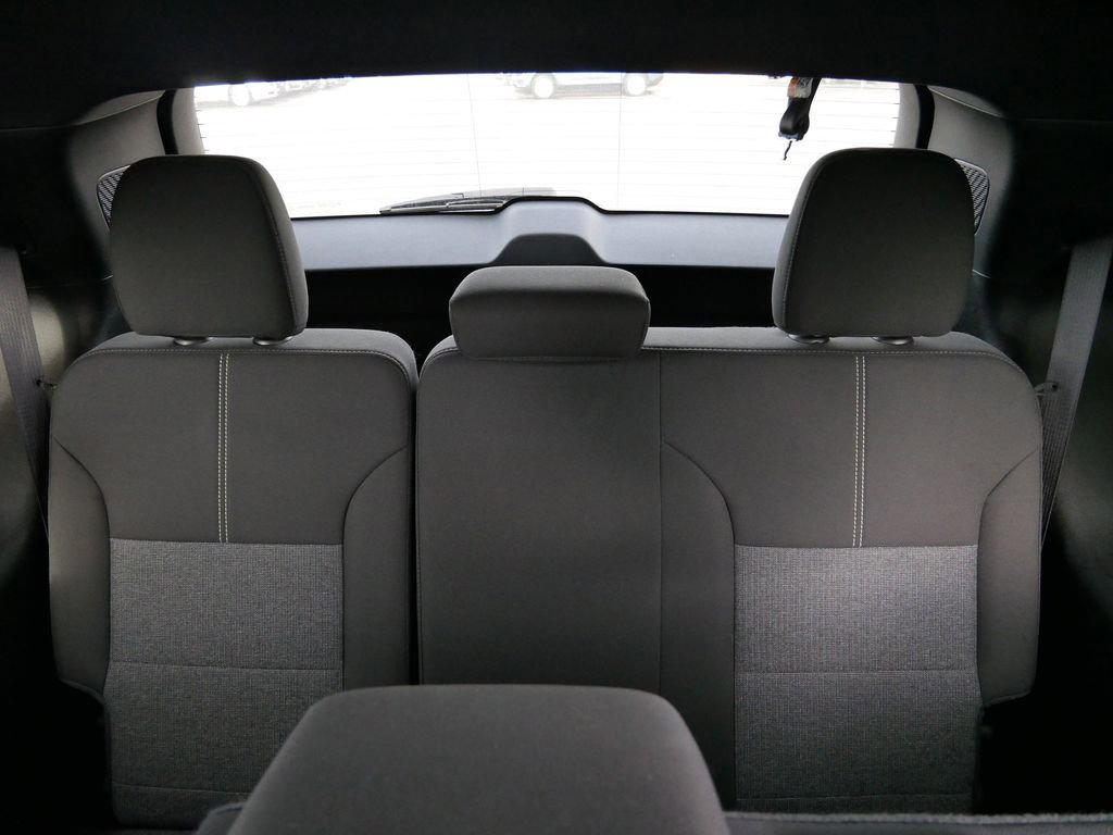 Used 2025 GMC Acadia Elevation AWD/4WD image 16