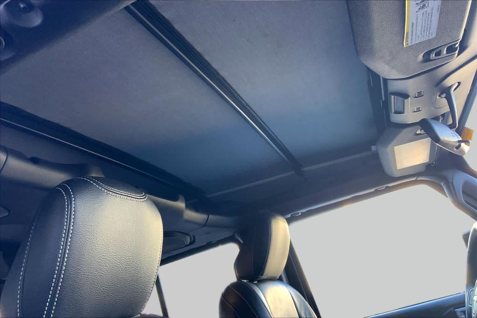 Used 2019 Jeep Wrangler Unlimited Sport S AWD/4WD image 11
