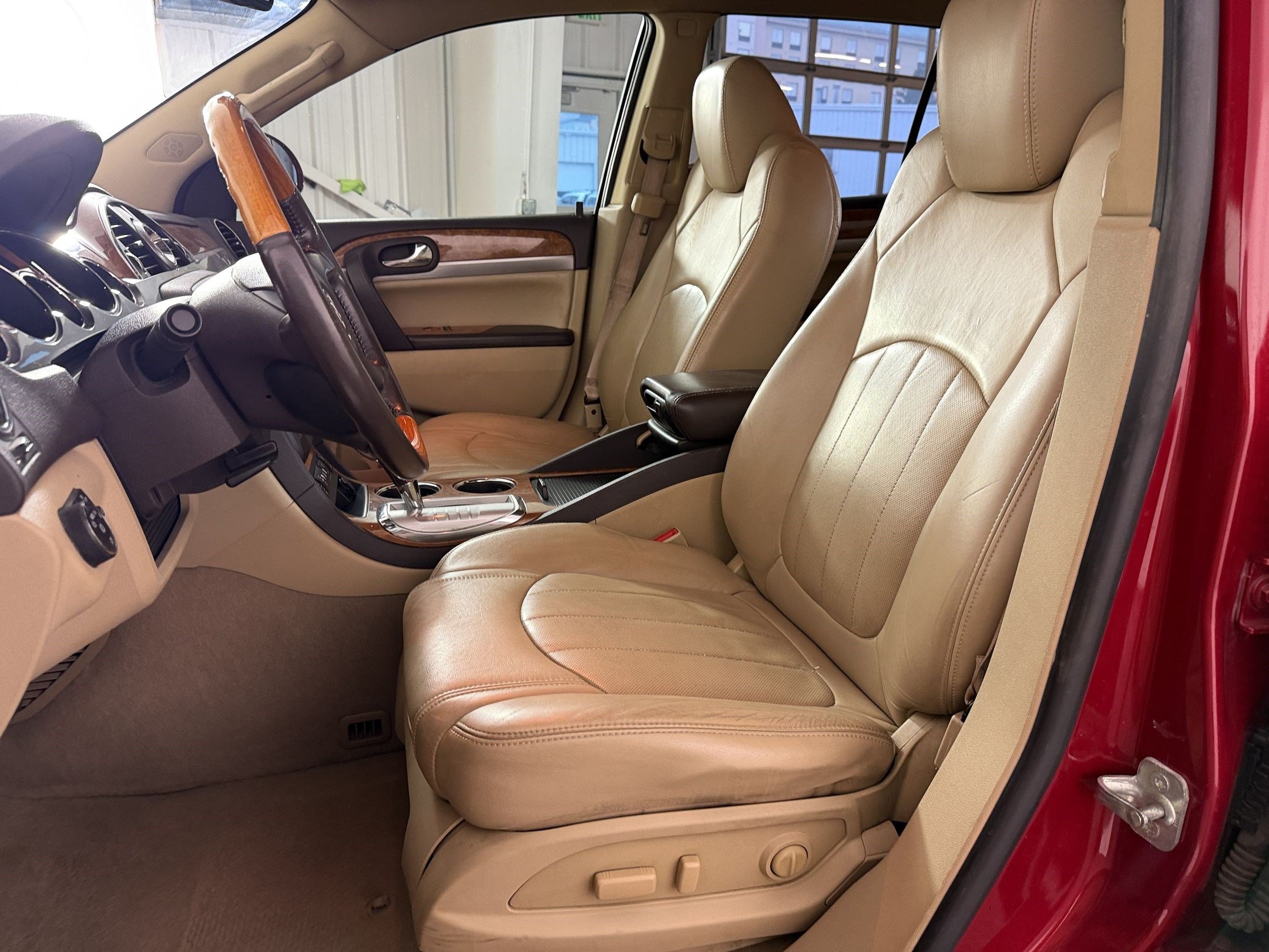 Used 2012 Buick Enclave Leather AWD/4WD image 5
