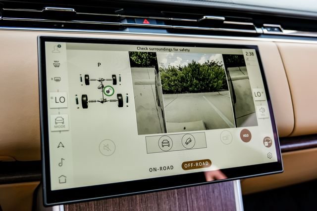 New 2026 Land Rover Range Rover SE AWD/4WD image 30