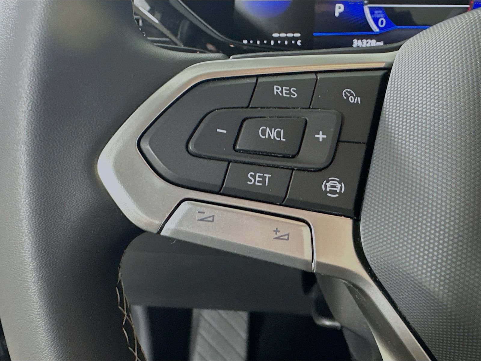 Certified 2023 Volkswagen Taos S FWD image 18