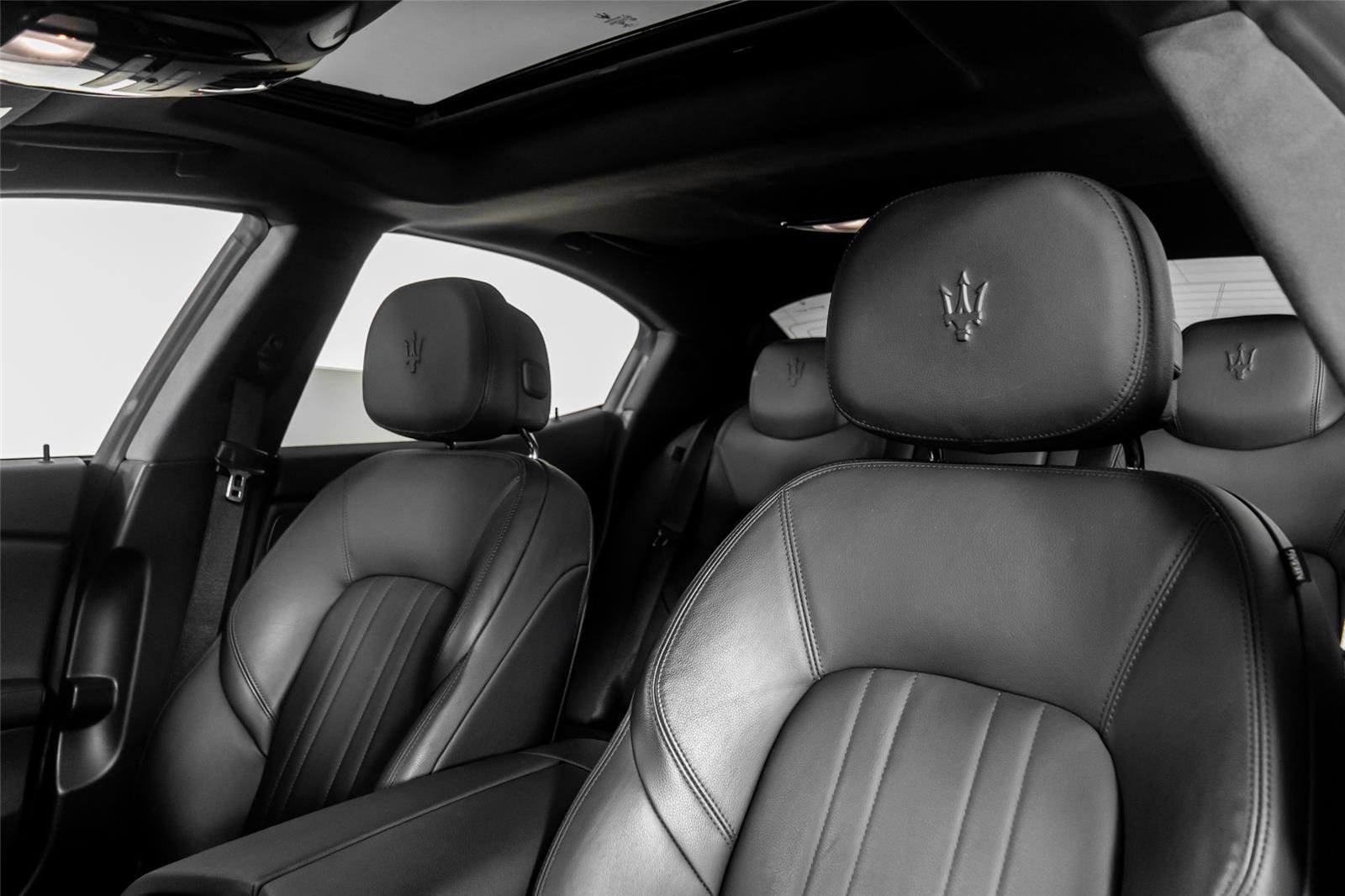 Used 2023 Maserati Ghibli Modena image 3