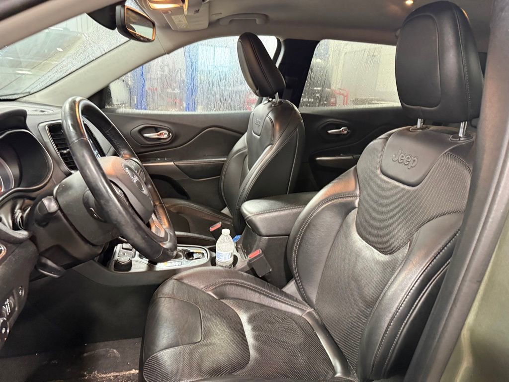 Used 2020 Jeep Cherokee Limited image 5