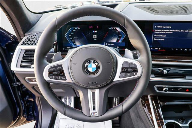 Used 2025 BMW X7 M60i image 14