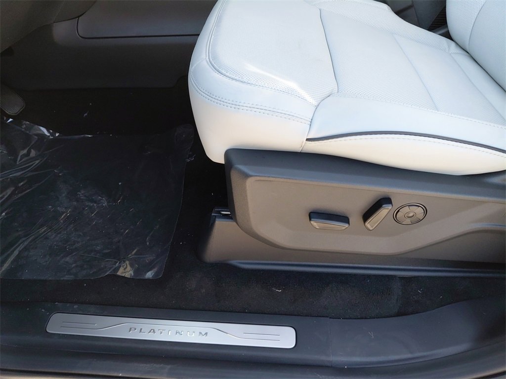 New 2025 Ford Expedition Max Platinum w/ Platinum Ultimate Package image 31