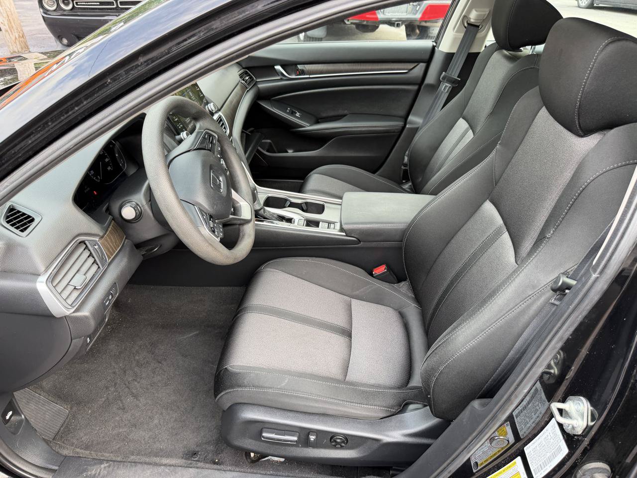 Used 2020 Honda Accord EX image 10