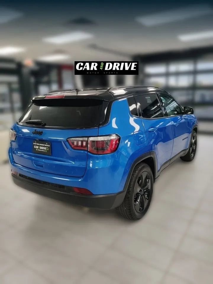 Used 2020 Jeep Compass Latitude FWD image 4