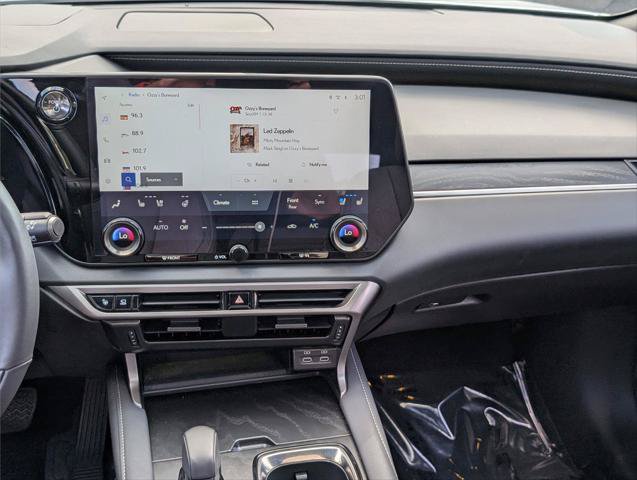 Certified 2025 Lexus RX 350 AWD/4WD image 18