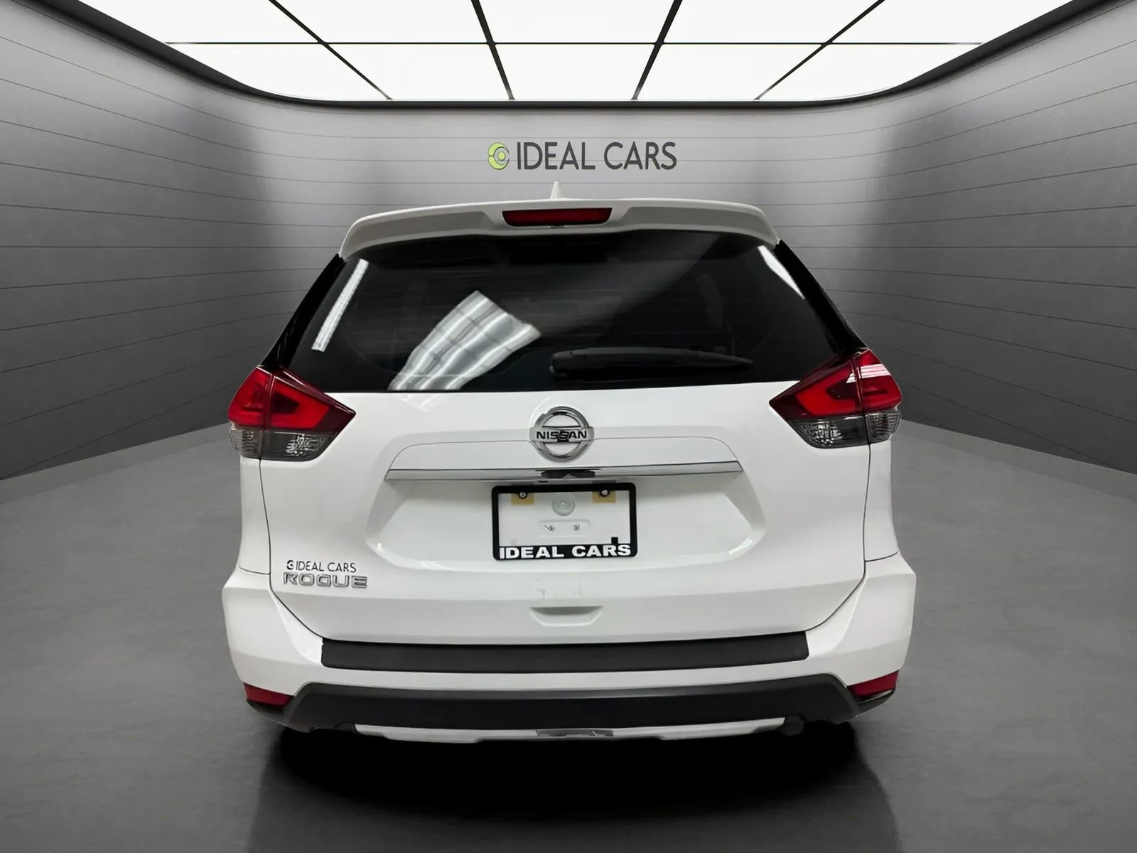 Used 2017 Nissan Rogue S FWD image 6