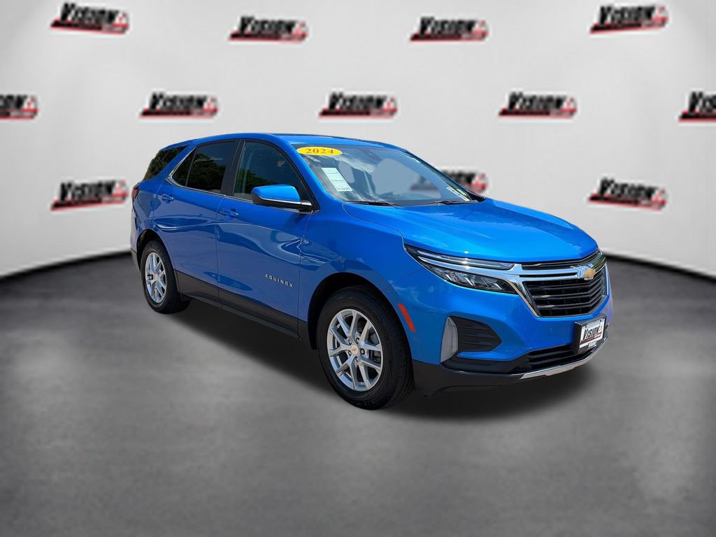 Used 2024 Chevrolet Equinox LT AWD/4WD image 3