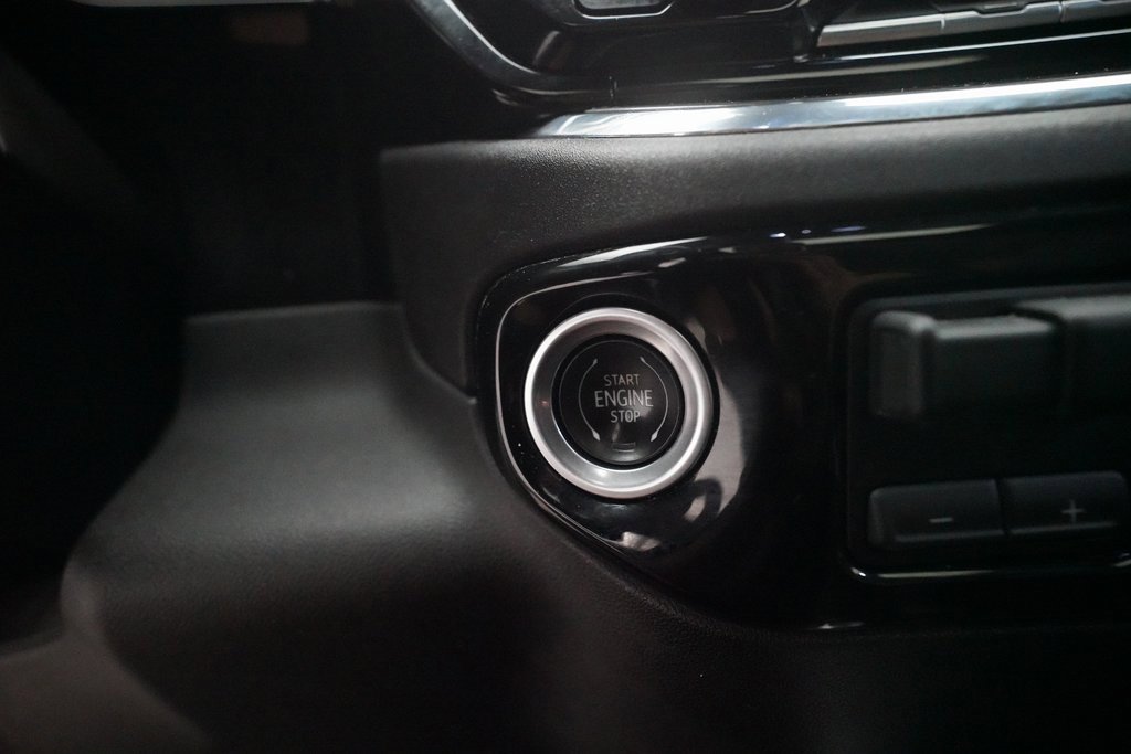 Used 2024 Chevrolet Silverado 1500 High Country image 30