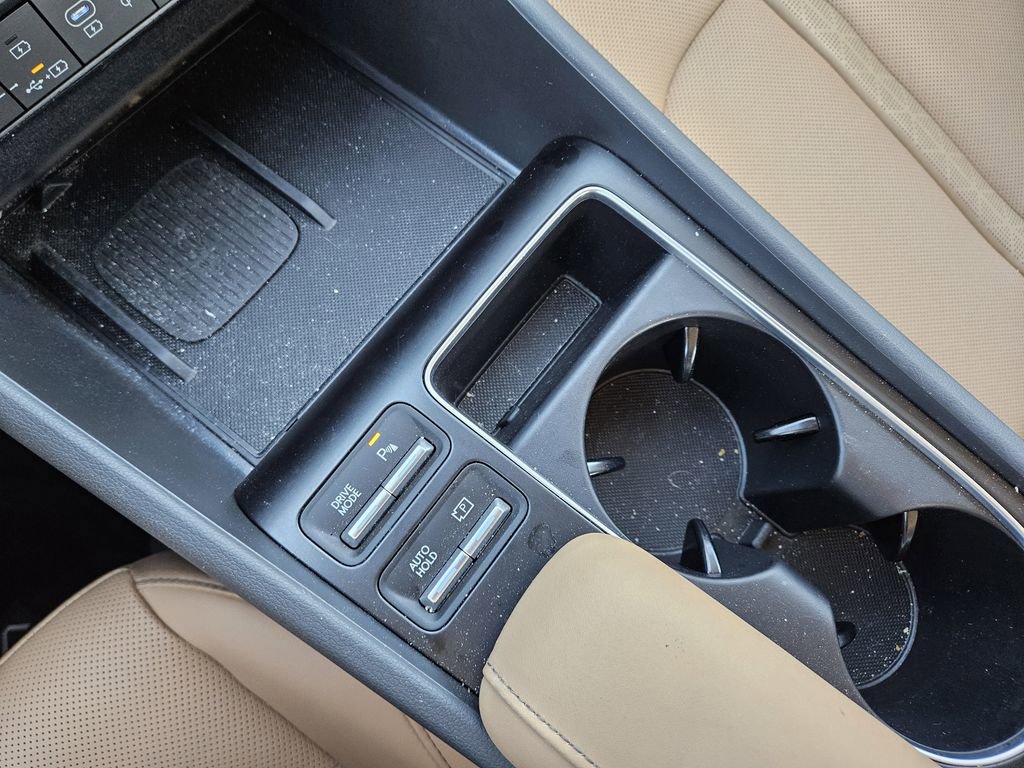 Used 2025 Hyundai Sonata Limited image 16