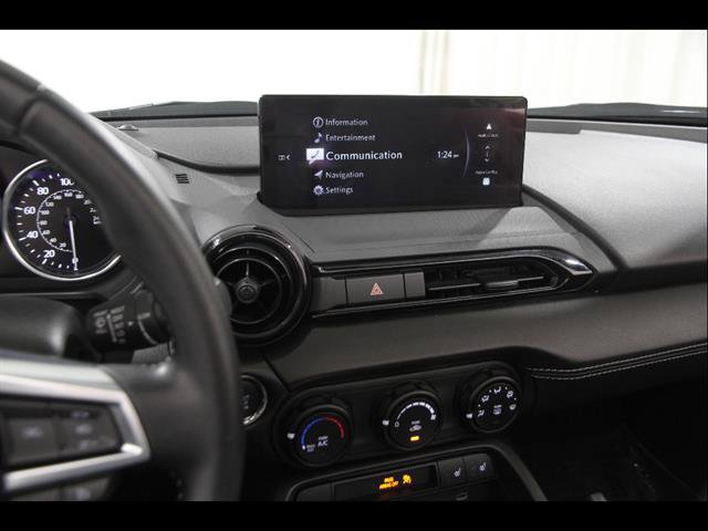 Certified 2024 MAZDA MX-5 Miata Club RWD image 10
