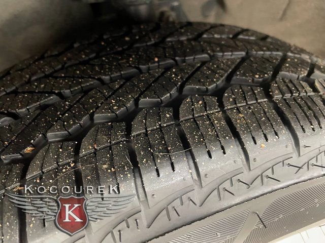 Used 2023 Ford Escape Platinum image 8