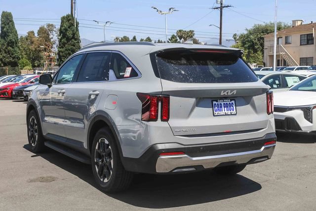 New 2026 Kia Sorento S FWD image 14