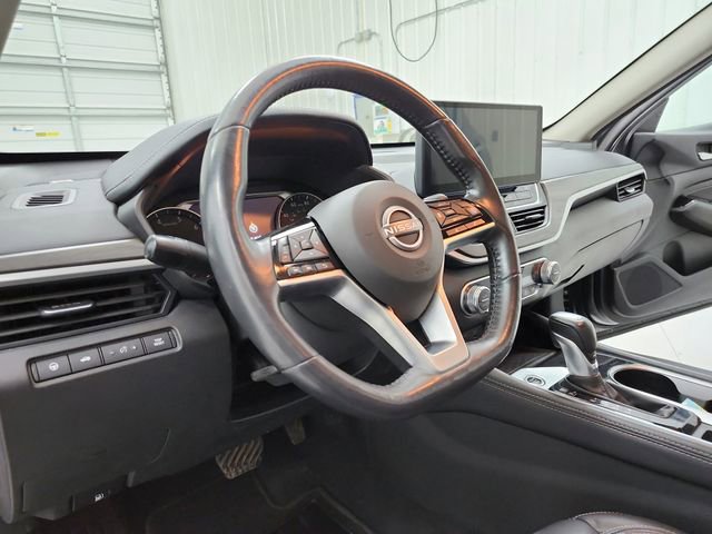 Used 2023 Nissan Altima 2.5 SL FWD image 18
