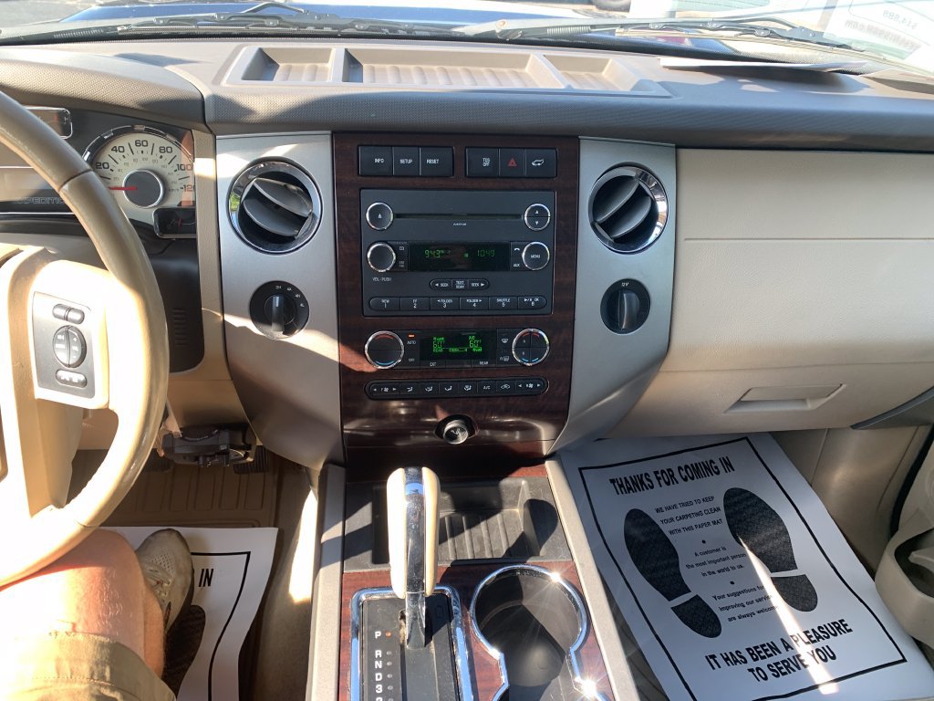 Used 2012 Ford Expedition XLT AWD/4WD image 11