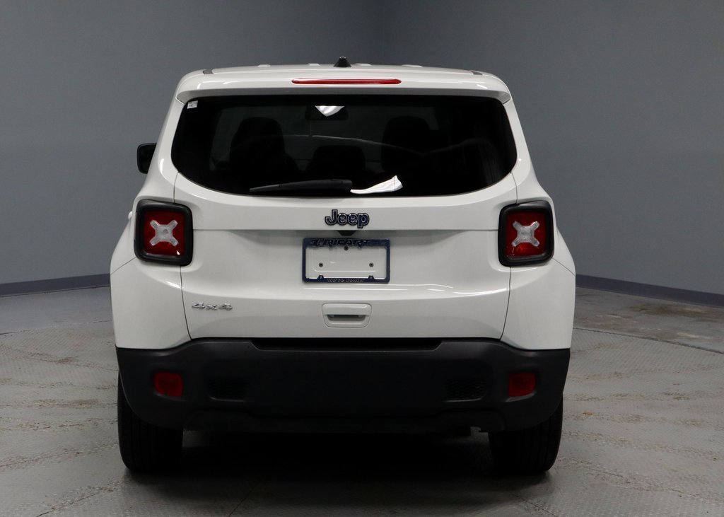 Used 2023 Jeep Renegade Latitude image 11