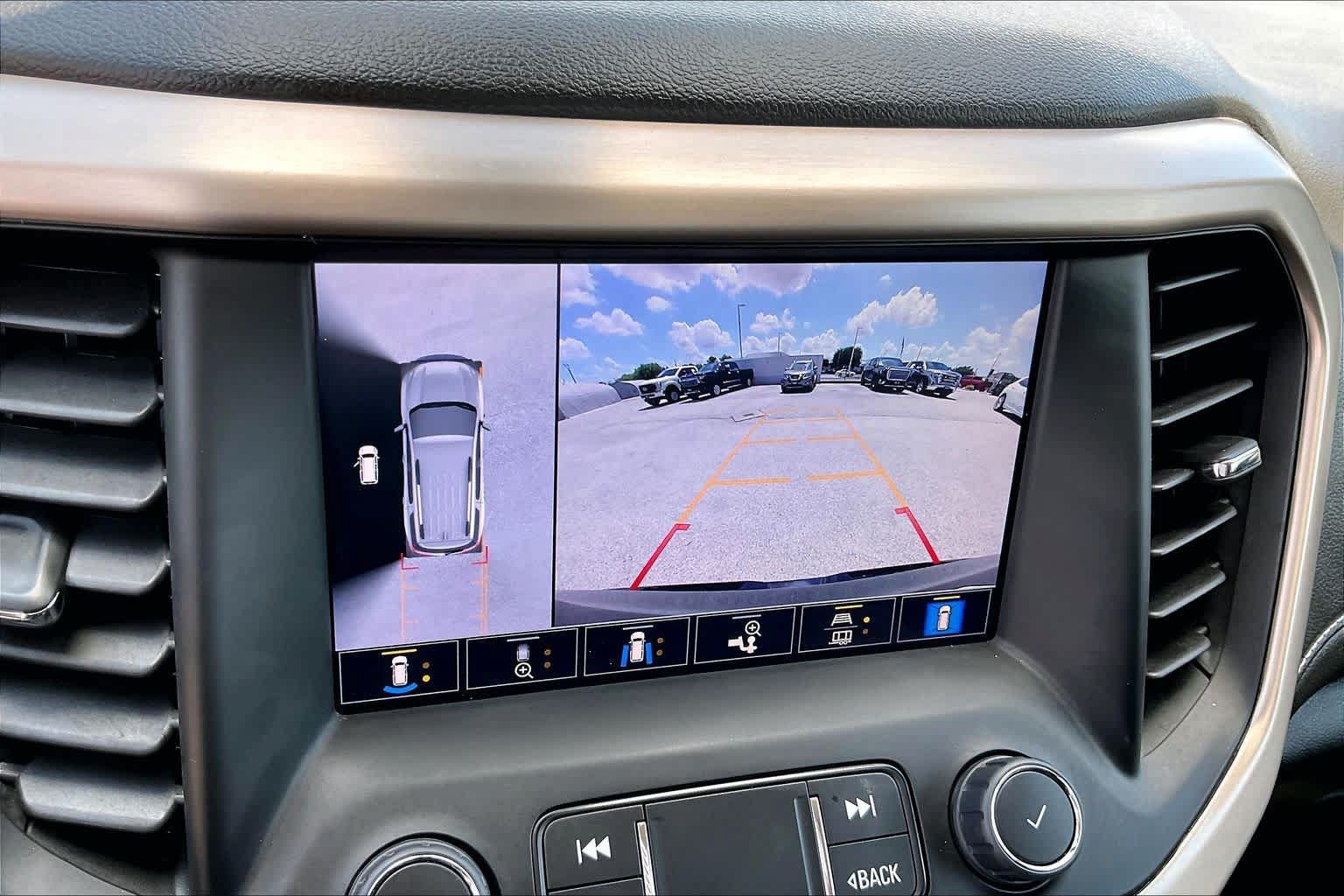 Used 2023 GMC Acadia Denali w/ Black Diamond Edition FWD image 26