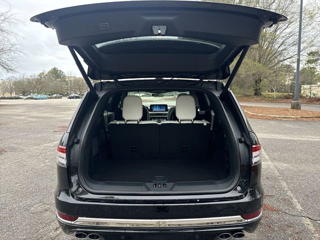 New 2026 Lincoln Aviator Black Label w/ Dynamic Handling Package AWD/4WD image 26