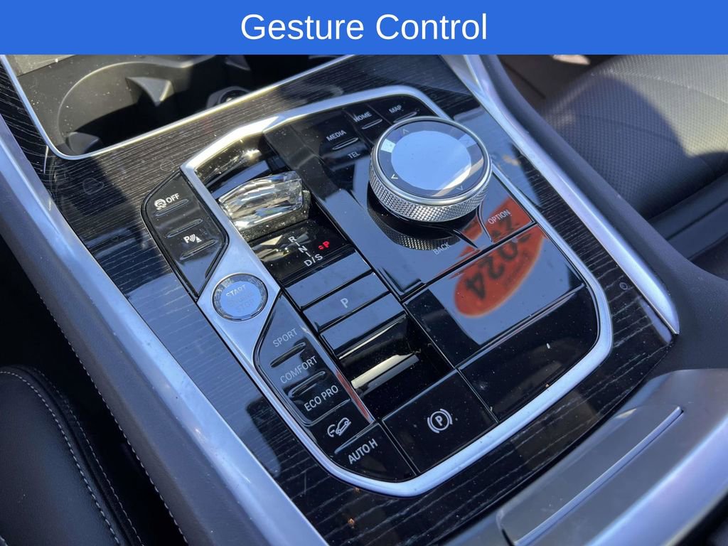 Used 2024 BMW X6 M60i w/ Executive Package image 30