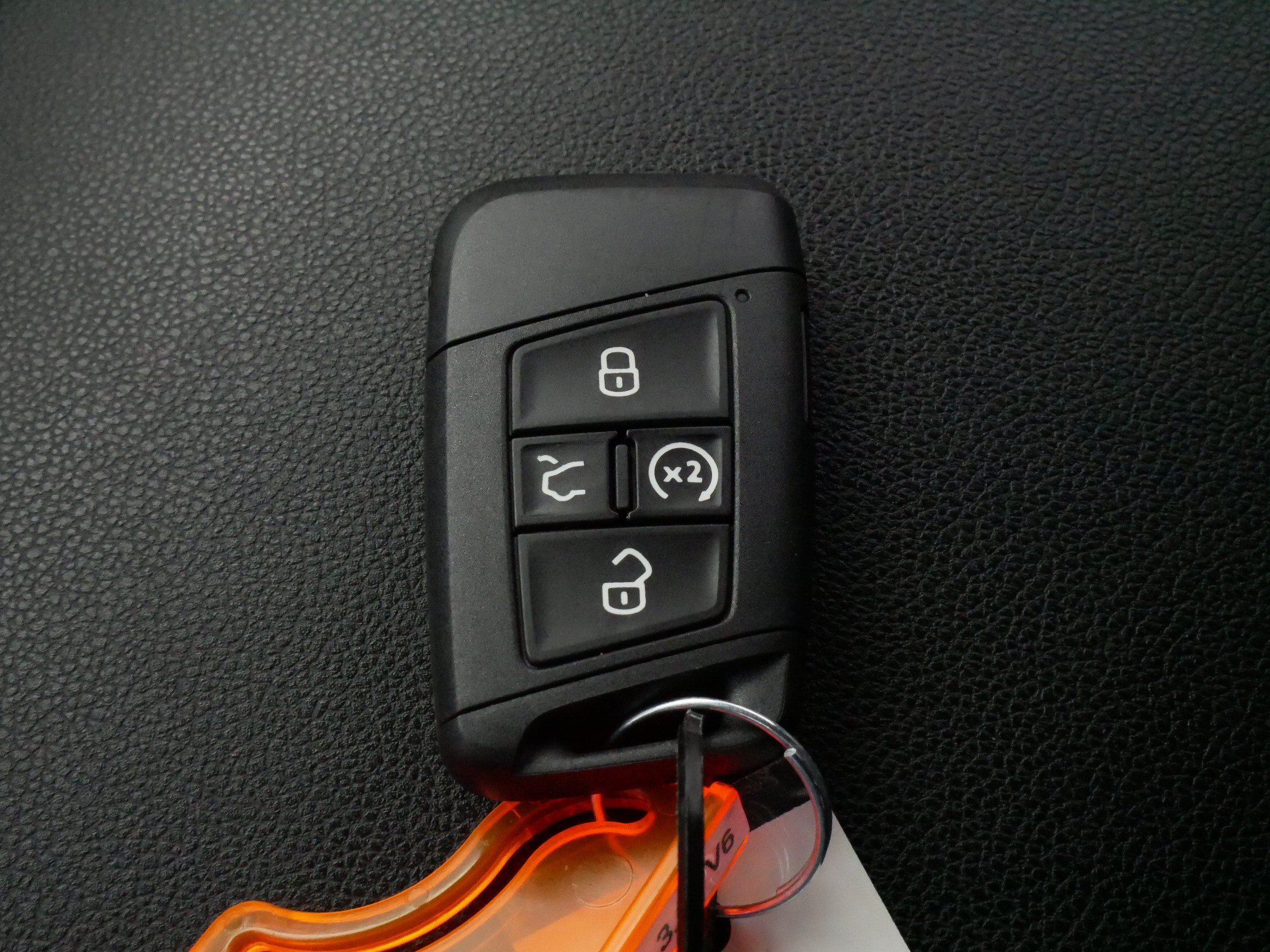 Used 2023 Volkswagen Atlas SE AWD/4WD image 31