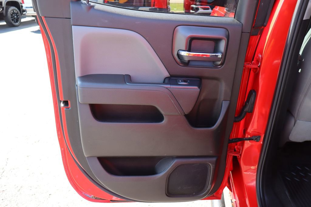 Used 2017 Chevrolet Silverado 1500 Custom w/ Custom Convenience Package image 8