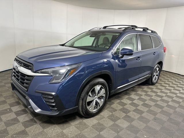 Used 2023 Subaru Ascent Premium w/ Convenience Package AWD/4WD image 7