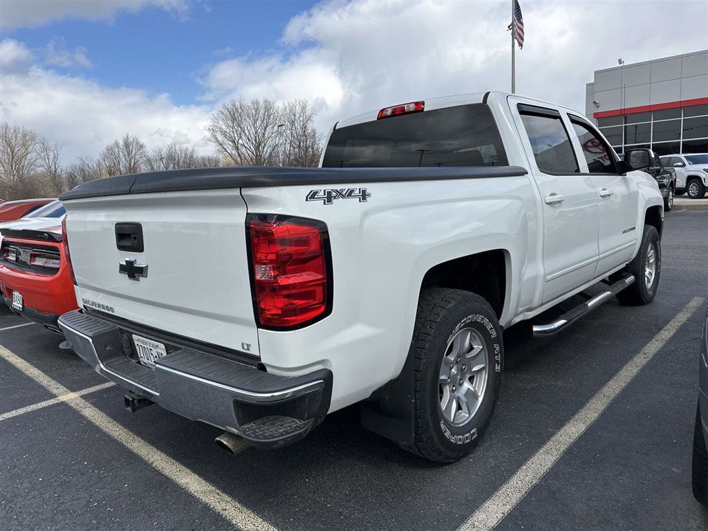 Used 2017 Chevrolet Silverado 1500 LT image 2