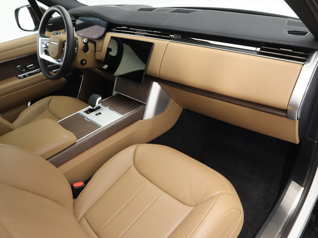 Used 2024 Land Rover Range Rover SE AWD/4WD image 17